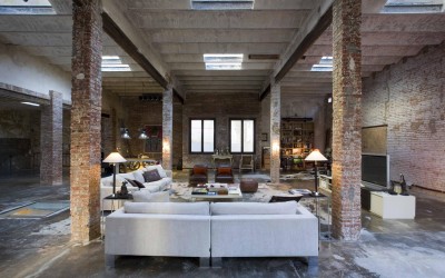 Casa con local comercial